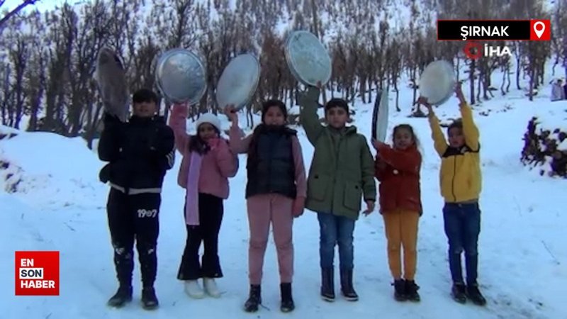 Şırnak'ta çocuklar leğenle kaymanın keyfini çıkardı