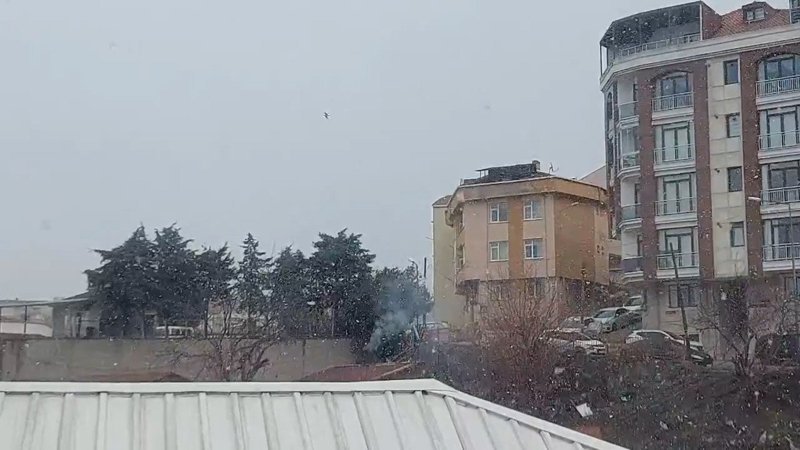 İstanbul’da kar yağışı başladı