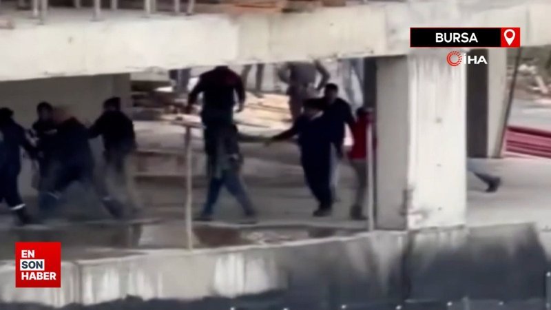 Bursa'da inşaat işçilerinin meydan muharebesi kamerada
