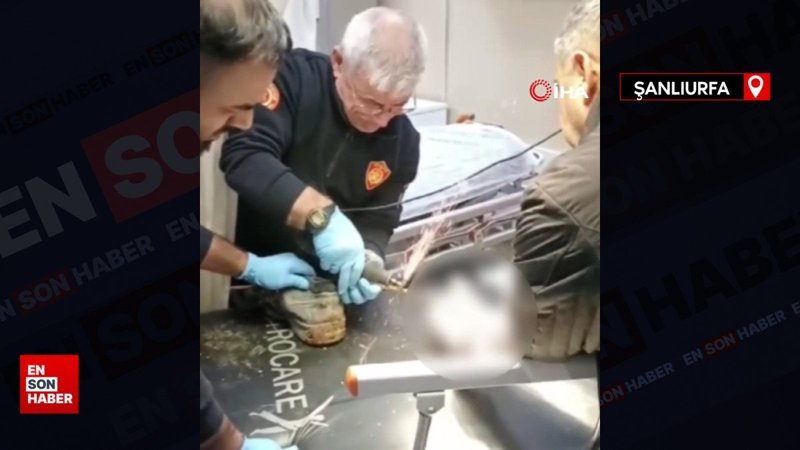 Şanlıurfa'da ayağına demir şiş saplanan işçinin imdadına itfaiye yetişti