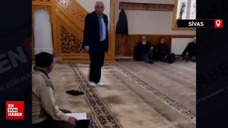 Sivas'ta Kur'an-ı Kerim'i 3 kez öpüp ayağı ile bastı: Gözaltına alındı
