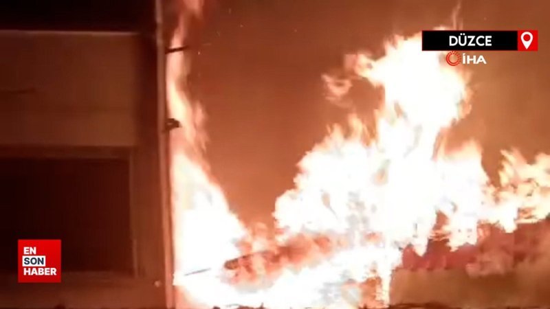 Düzce’de tek katlı ev alev alev yandı