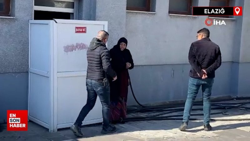 Elazığ’da zabıtayı gören dilenci, kadınlar tuvaletine saklandı