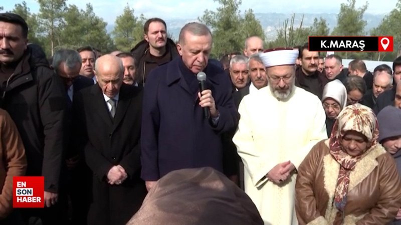 Cumhurbaşkanı Erdoğan şehitler için Kur'an-ı Kerim okudu