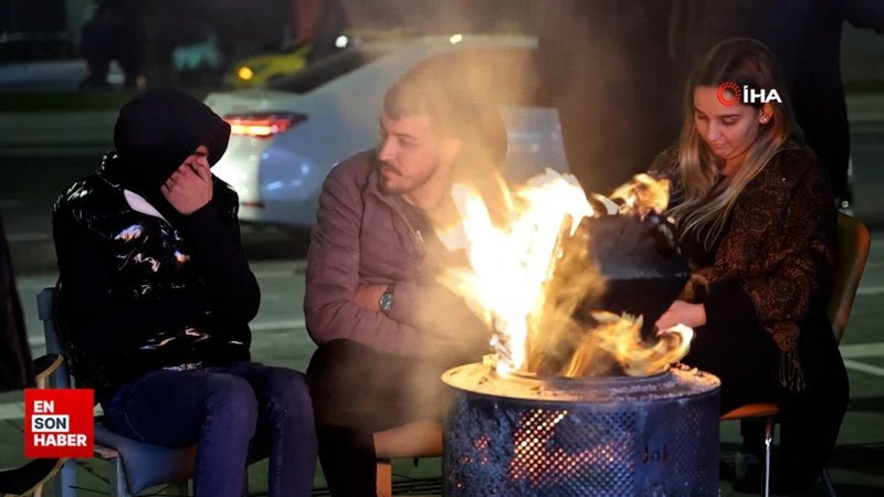 Depremzedeler, 6 Şubat'ın yıl dönümünde sokaklarda