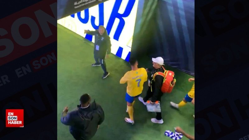 Cristiano Ronaldo'dan olay hareket: Al Hilal formasını şortuna soktu