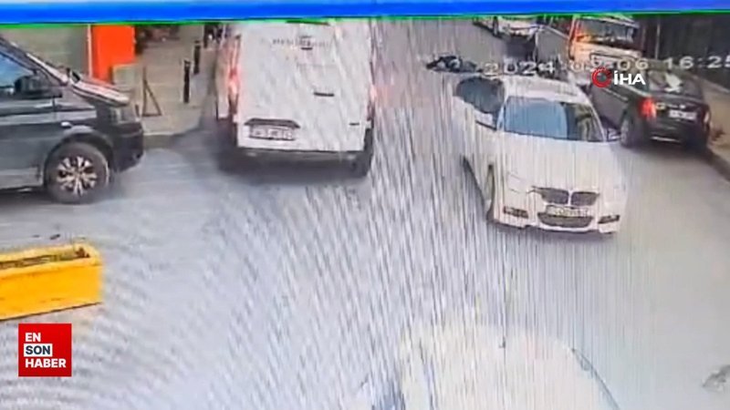İstanbul’da motosikletli kişinin önünü kesip başından vurdular