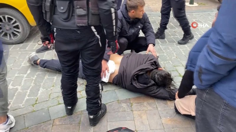 Antalya'da taksici yol verme kavgasında motor sürücüsünü vurdu