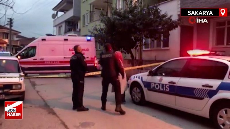 Sakarya'da bir kişi yatağa bağlı babasının gözü önünde öldürüldü