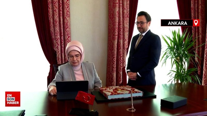 Emine Erdoğan, AA'nın Yılın Kareleri oylamasına katıldı
