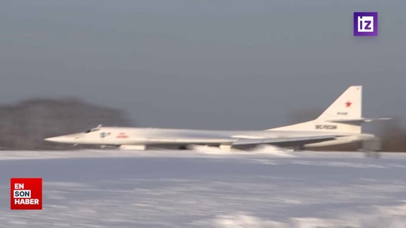 Putin, bombardıman uçağı Tu-160M ile uçtu