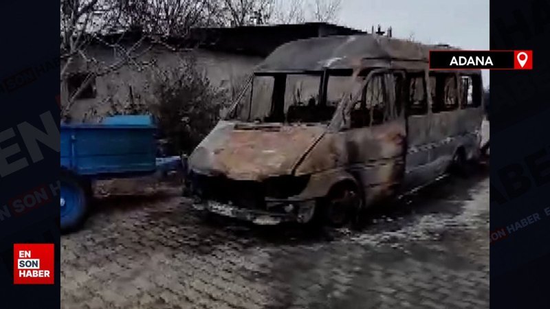 Adana'da AK Parti adayının seçim minibüsü kundaklandı