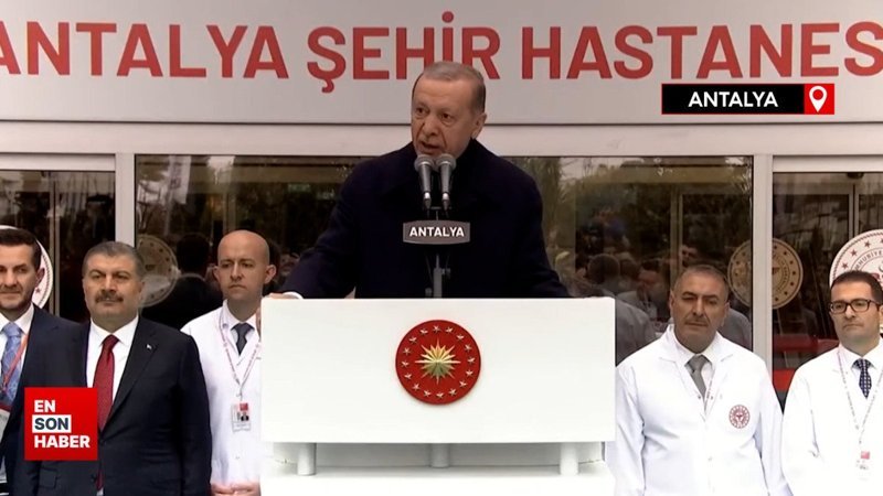 Cumhurbaşkanı Erdoğan: Projeleri takdir etmek kimseyi küçültmez