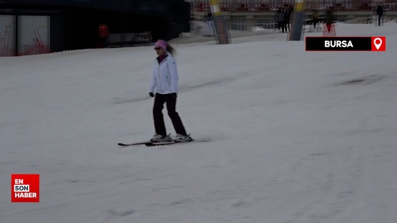 Tatilciler Uludağ’da indirimleri değerlendiriyor