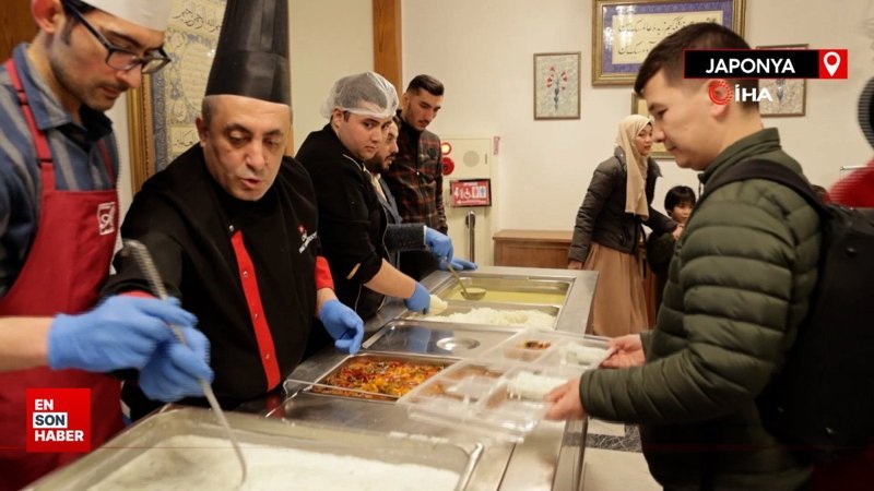 Japonya'da ilk iftar yapıldı