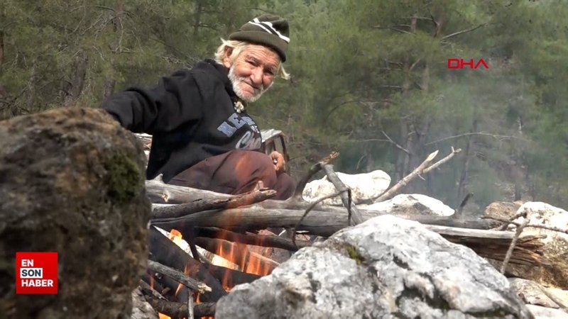 Antalya'da keçileri çalınınca insanlara küstü, 17 yıldır dağda yaşıyor