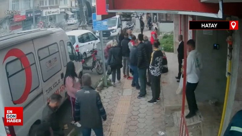 İskenderun'da yemek dağıtan Türk Kızılay personeline saldırı
