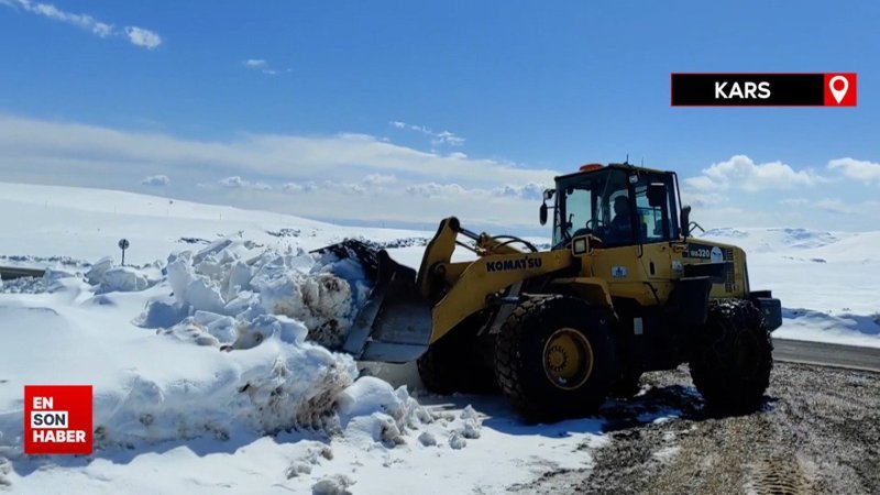 Kars'ta ekiplerin 2 bin 300 rakımda zorlu mücadelesi