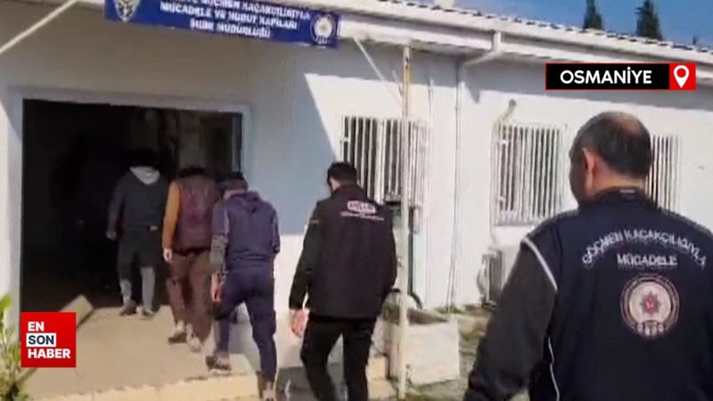 Osmaniye'de 4 araçta 34 kaçak göçmen yakalandı