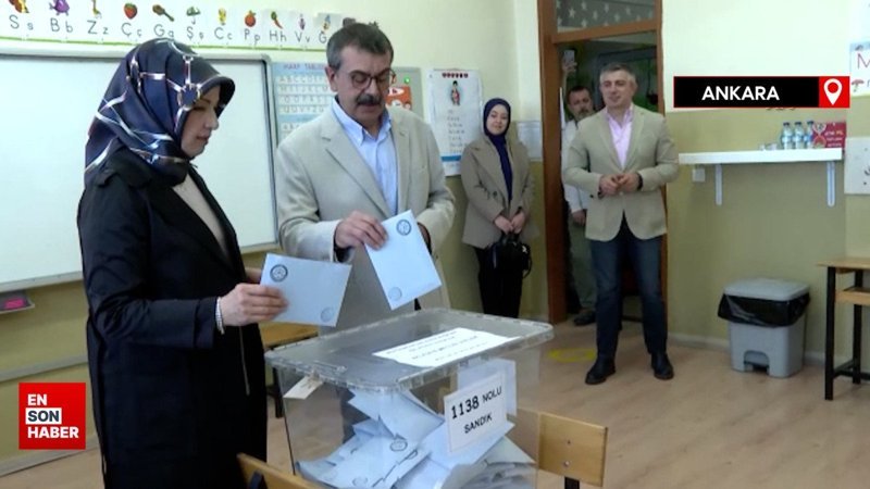 Milli Eğitim Bakanı Tekin, oyunu kullandı