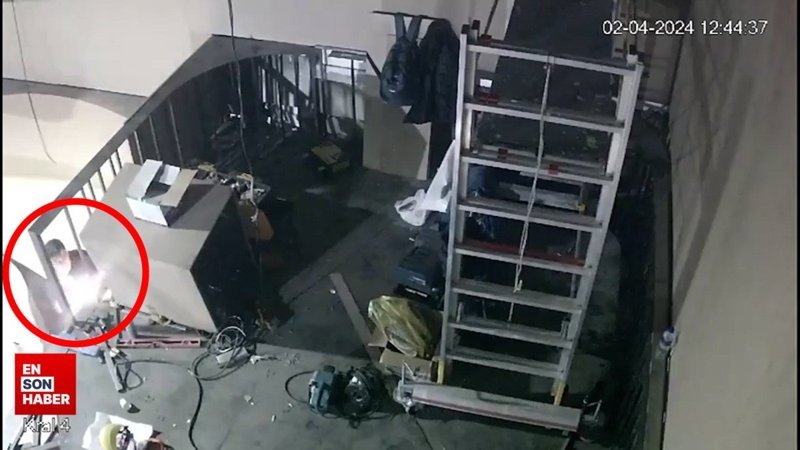 Beşiktaş’taki gece kulübünde yangının ilk çıkış anı