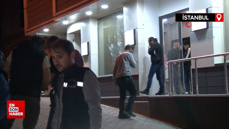 Küçükçekmece'de otele uzun namlulu silahlarla saldırı: Metrobüse de sıçradı