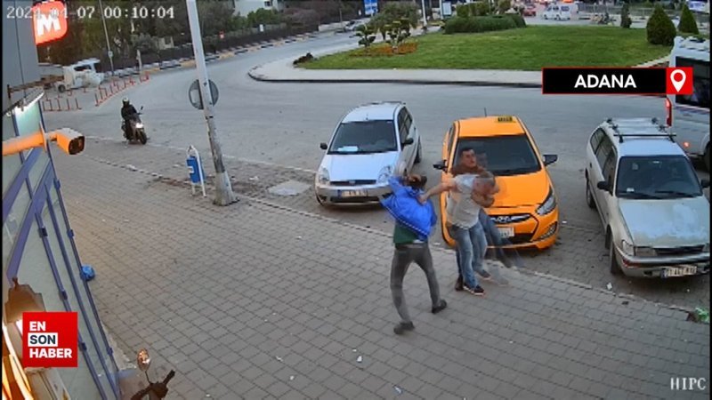 Adana'da yan baktın kavgası kamerada