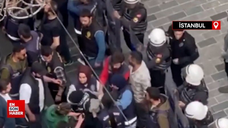 Taksim'deki gösteriye polisin müdahale anı