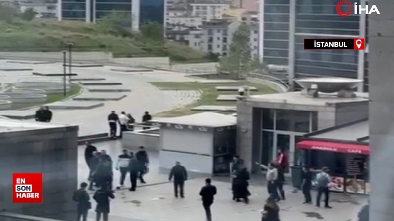 İstanbul'da adliye önünde aileler birbirine girdi