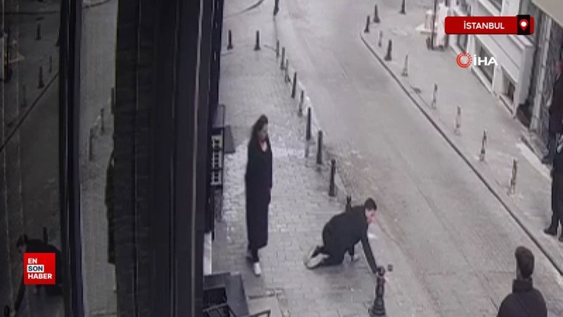 İstanbul'da sokak ortasında gasp