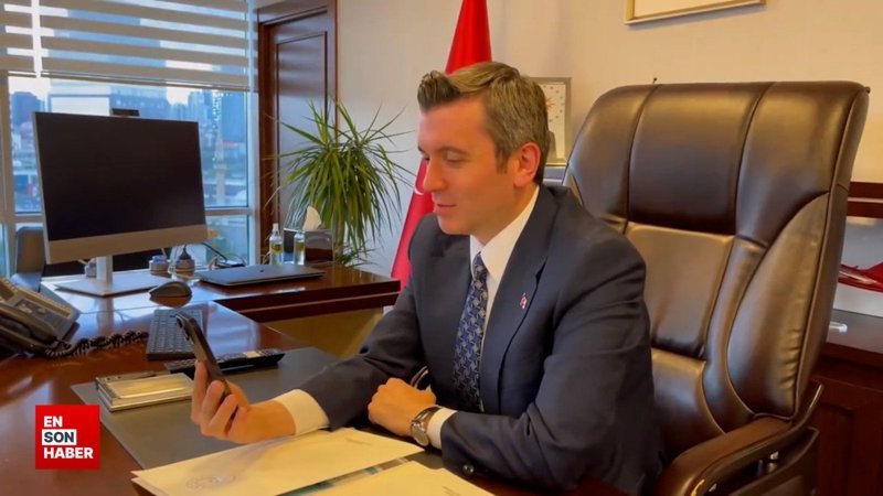 Yavuz Selim Kıran'dan köpek kaçıran ayakkabının mucidi Talha'ya tebrik