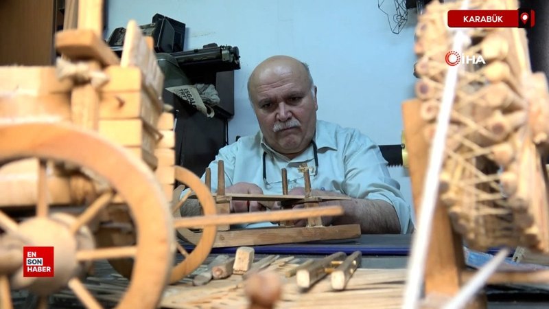 Karabük'te 40 yıllık kasap yaptığı oyuncakları dükkanında sergiliyor