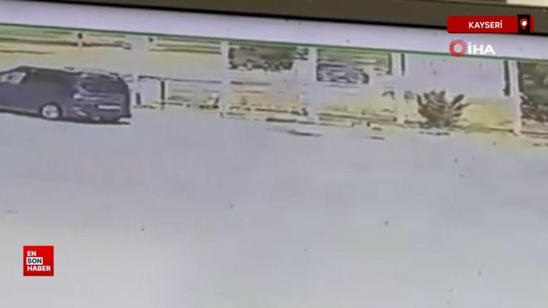 Kayseri'de feci kazada kız kardeşler hayatını kaybetti