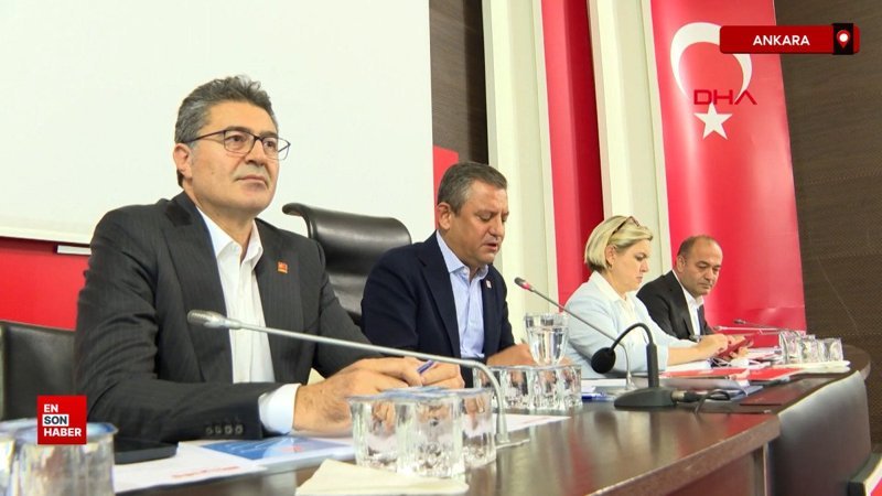 CHP olağanüstü kurultaya gidiyor