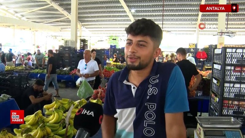 Antalya'da Rusça öğrenen pazarcılar