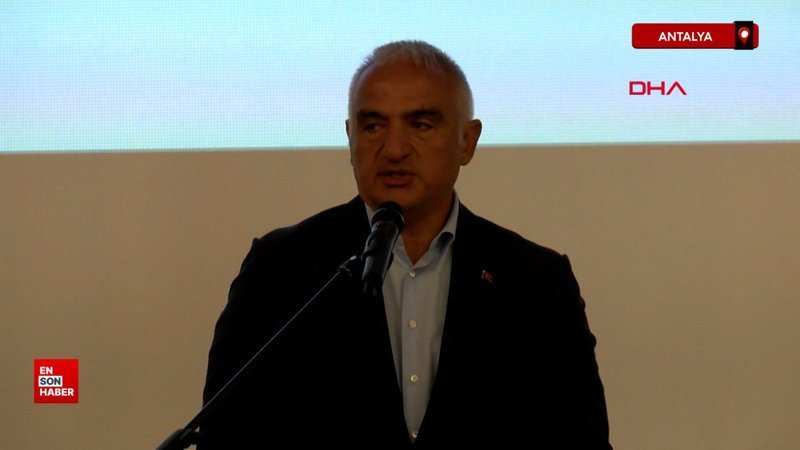 Mehmet Nuri Ersoy: Eylül'de turizmde büyüme hızlanacak