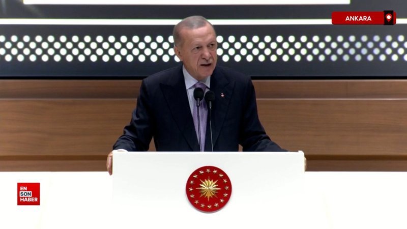 Cumhurbaşkanı Erdoğan'dan yeni anayasa mesajı