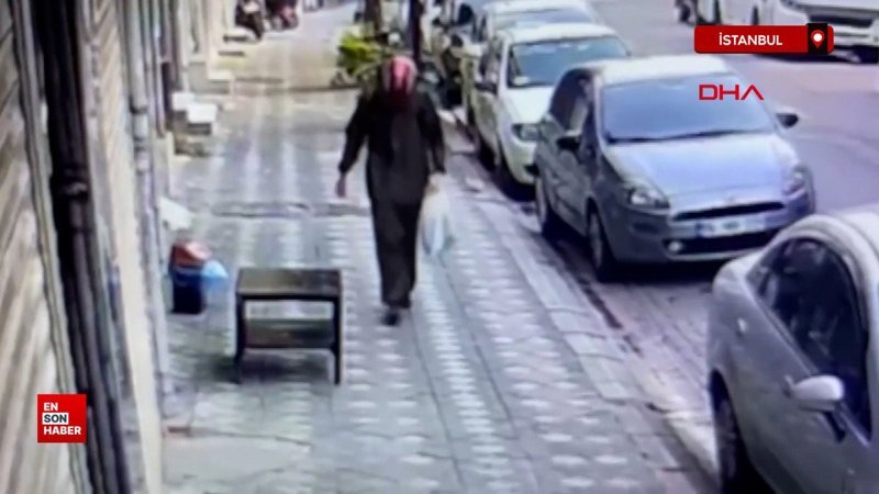 Zeytinburnu'nda kopyaladığı anahtarla akrabasının evini soydu