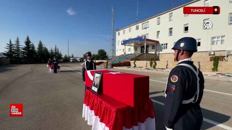Trafik kazasında şehit olan askerler için tören düzenlendi