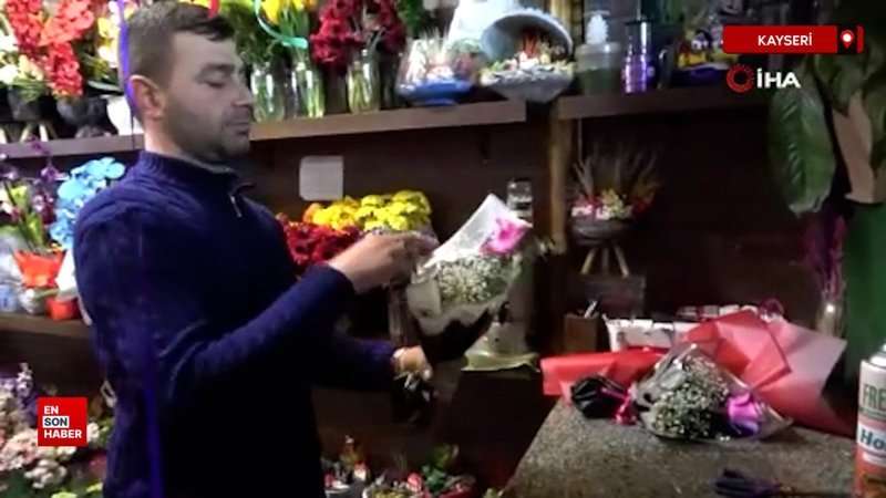 Kayseri'de 14 Şubat'ın trendi kırmızı gül