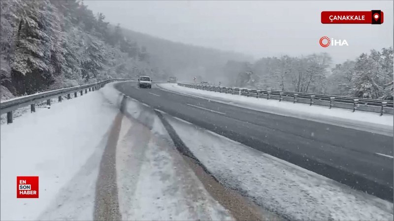 Çanakkale-İstanbul yolunda kar yağışı etkili oluyor