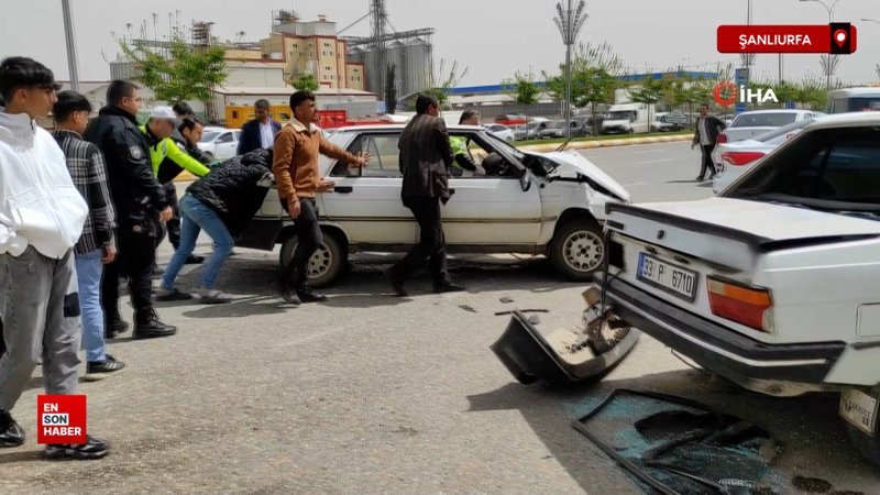 Şanlıurfa'da 2 otomobil çarpıştı