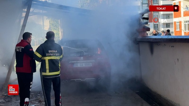Tokat'ta park halindeki otomobil yandı, alevler eve sıçradı