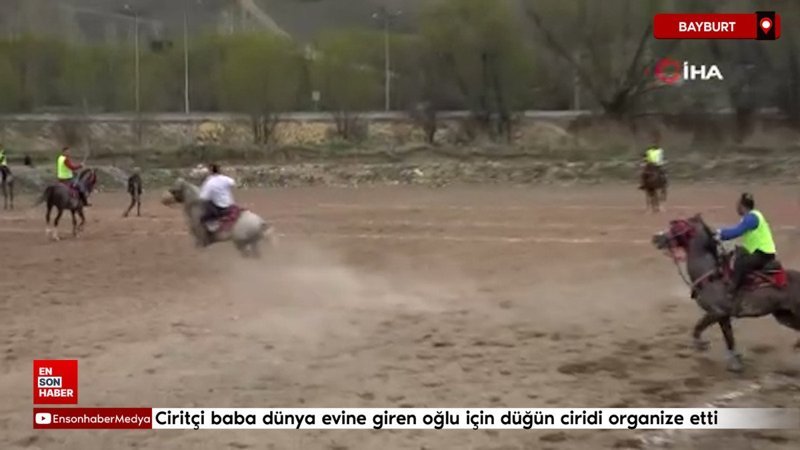 Bayburt'ta dünya evine giren oğlu için düğün ciridi organize etti