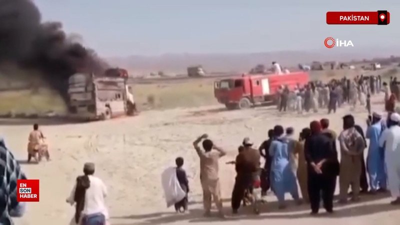 Pakistan'da petrol tankeri patladı