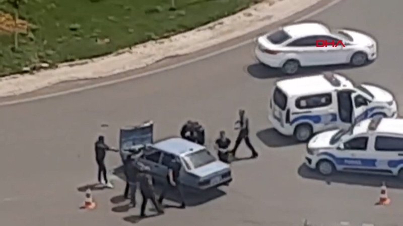 Diyarbakır'da polisin dur ihtarına uymayan sürücü, 20 kilometrelik takiple yakalandı
