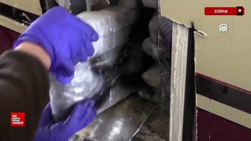 Kapıkule'de otobüste 87 kilo 752 gram uyuşturucu ele geçirildi