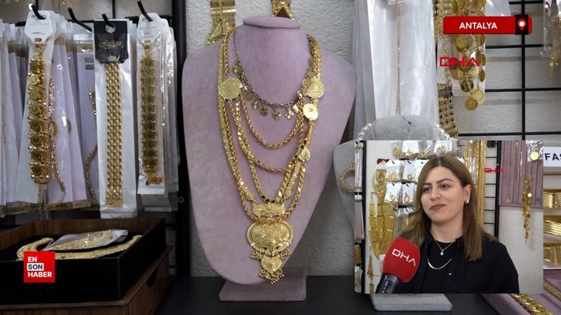 Antalya'da düğünlerde imitasyon takı modası başladı