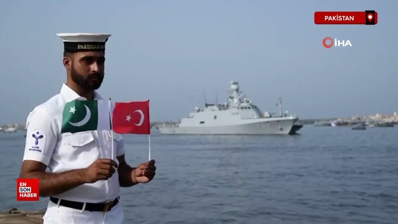 Türk savaş gemisi 'TCG BÜYÜKADA' Pakistan’da