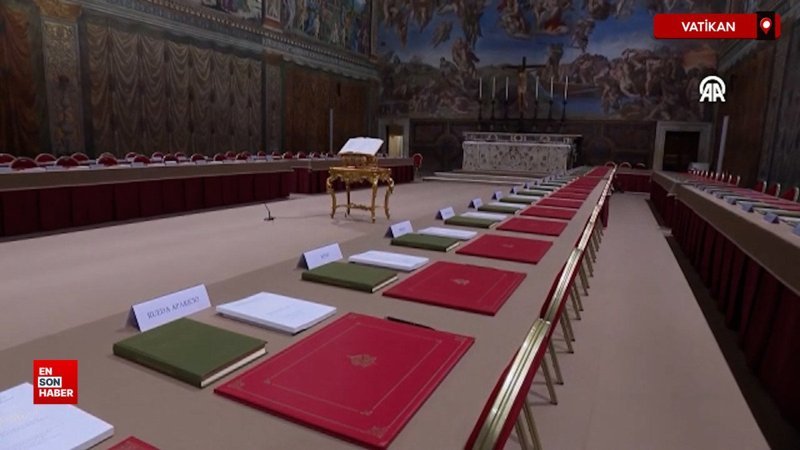 Vatikan'ın ünlü Sistine Şapeli, Papalık Seçimine hazır